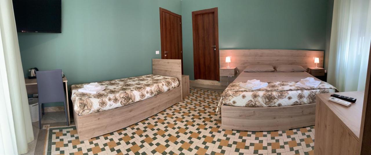 Erythra Bed And Breakfast Ρέτζιο ντι Καλάμπρια Εξωτερικό φωτογραφία